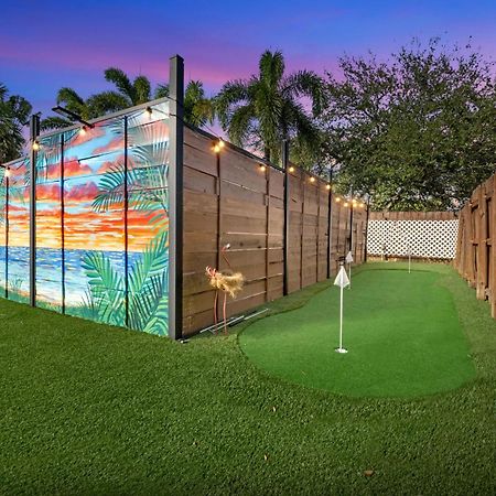 Palms Retreat! Giant Heated Pool-Hottub-Firepit-5Min2Beach-Pets-Ev Chgr Fort Lauderdale Buitenkant foto